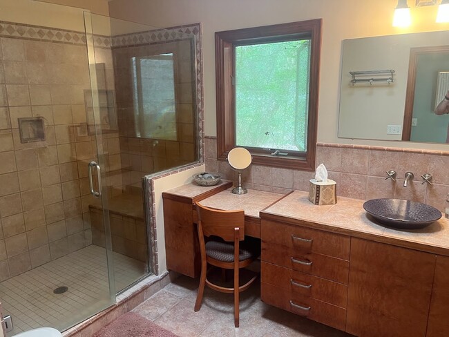 165 E Miller Rd in Ithaca, NY - Building Photo - Building Photo