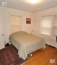 176 Winthrop Rd in Brookline, MA - Building Photo - Building Photo