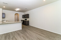 8208 Runner Oak Ln in Fort Worth, TX - Building Photo - Building Photo