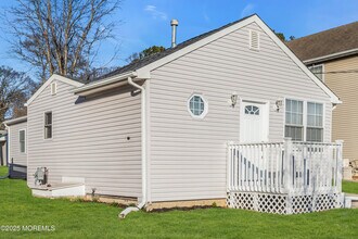 315 Elizabeth Ave in Toms River, NJ - Building Photo - Building Photo