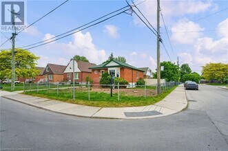 287 Montrose Ave in Hamilton, ON - Building Photo - Building Photo