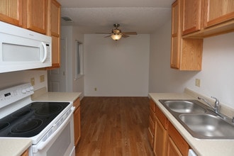Berryhill in Grass Valley, CA - Building Photo - Interior Photo