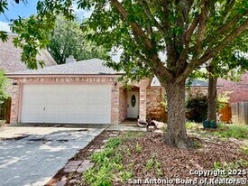 6322 Regency Wood in San Antonio, TX - Building Photo