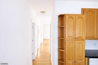 110 Willow Ave in Garwood, NJ - Building Photo - Building Photo