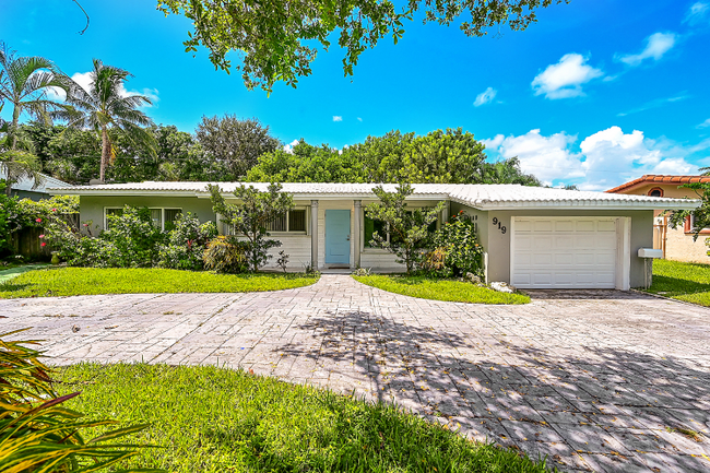 property at 919 NE 26th Ave