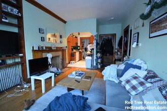 849 Beacon St, Unit 3 in Boston, MA - Building Photo - Building Photo