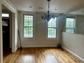 3032 Park Pl NW in Washington, DC - Foto de edificio - Building Photo
