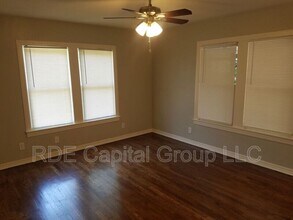 2909 Avenue A in Fort Worth, TX - Foto de edificio - Building Photo