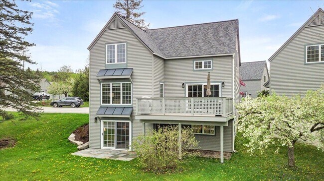 32 Eagle Nest Rd in Manchester, VT - Building Photo - Building Photo