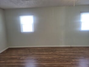 4440 Saint Ann Ln in Columbus, OH - Building Photo - Building Photo