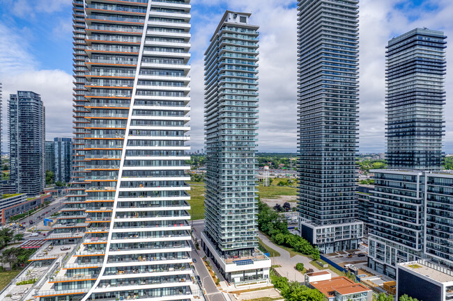 Cove - Waterway Condominiums in Toronto, ON - Building Photo - Building Photo