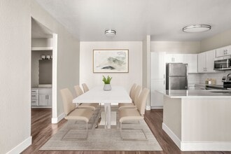 Sierra Canyon in Glendale, AZ - Building Photo - Building Photo