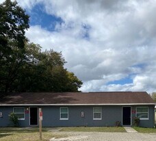 1015 Beecher St in Leesburg, FL - Building Photo