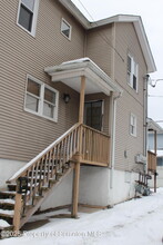 323 Union St in Taylor, PA - Building Photo - Building Photo