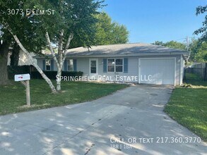 3073 E Elm St in Springfield, IL - Building Photo - Building Photo