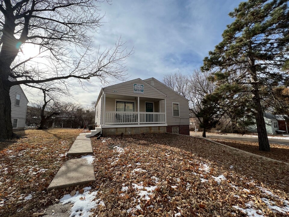 1823 Platt St in Manhattan, KS - Building Photo