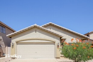 8764 W Laurel Ln in Peoria, AZ - Building Photo