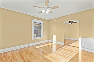 37 Arlington St in Portland, ME - Building Photo - Building Photo