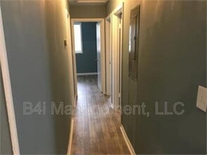 324 Macedonia Rd SE in Atlanta, GA - Building Photo - Building Photo