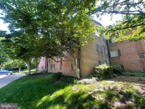 7508 Prince Cole Ct in Manassas, VA - Building Photo - Building Photo