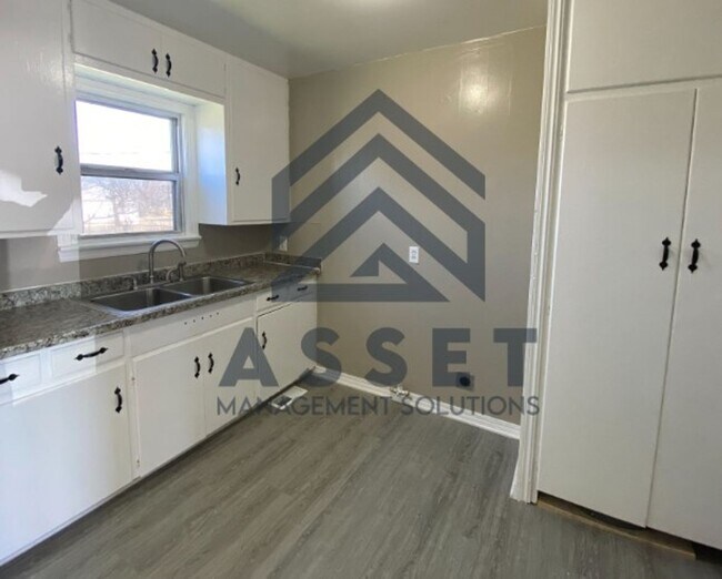 4501 SE 21st St in Del City, OK - Building Photo - Building Photo