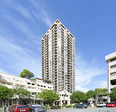 Marin Tower in Honolulu, HI - Building Photo - Building Photo