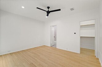 4230 Munger Ave in Dallas, TX - Building Photo - Building Photo