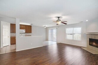 6060 Blazing Star Dr in Fort Worth, TX - Building Photo - Building Photo
