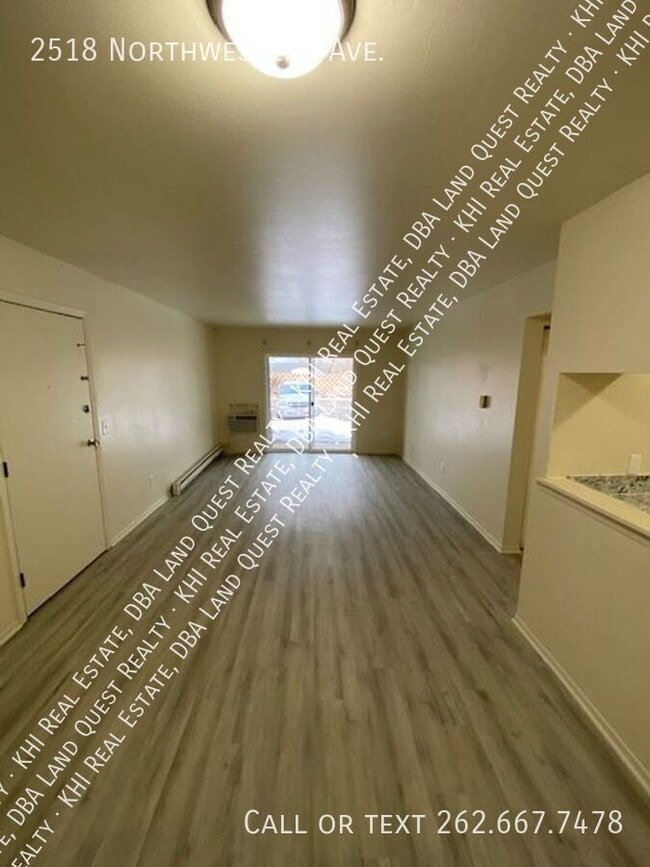 2518 Northwestern Ave in Racine, WI - Building Photo - Building Photo