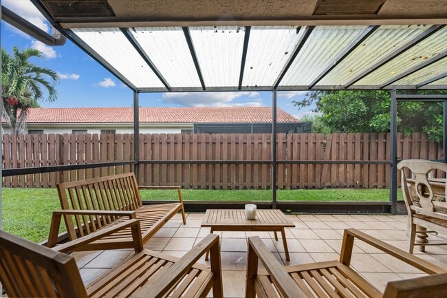 1769 Harborside Cir in Wellington, FL - Building Photo - Building Photo