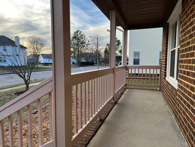 1106 Plantation Lakes Cir in Chesapeake, VA - Building Photo - Building Photo