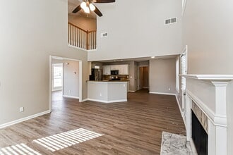 7855 Clearview Cir in Riverdale, GA - Building Photo - Building Photo