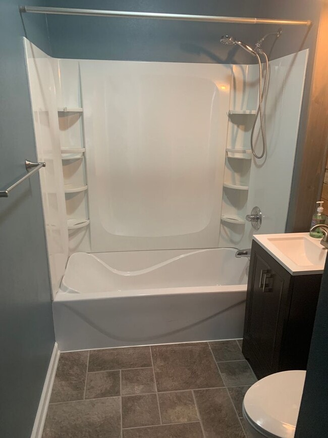 120 Grand Blvd in Loves Park, IL - Building Photo - Building Photo