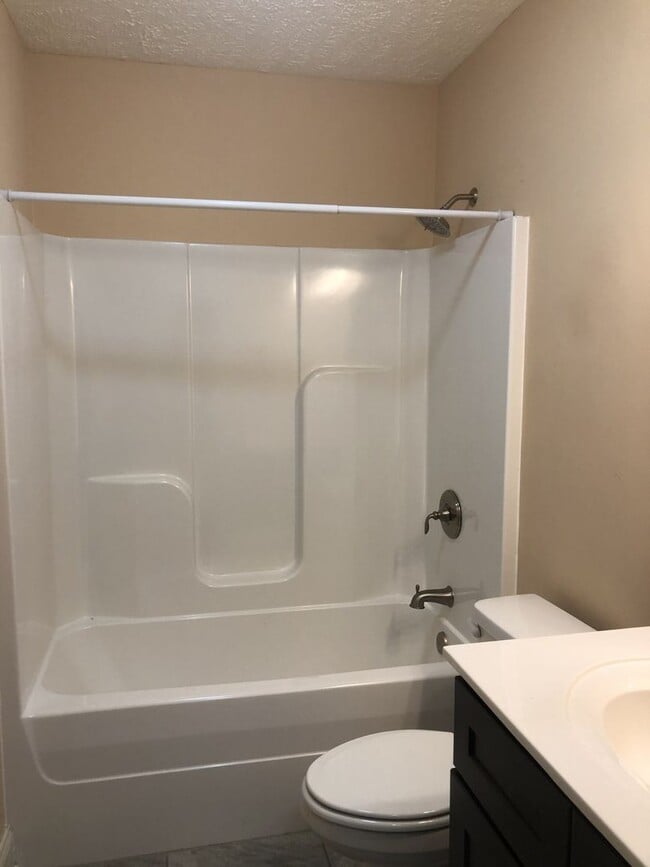 198 Shadow Creek Ln in Medina, TN - Building Photo - Building Photo