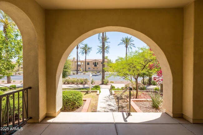 4280 N Verrado Way in Buckeye, AZ - Building Photo - Building Photo