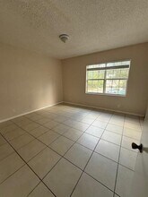 1896 Madeira Dr in Weston, FL - Building Photo - Building Photo