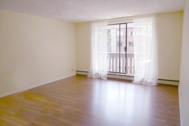 8640 Citation Dr in Richmond, BC - Building Photo - Building Photo