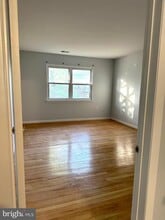 413 Silver Ct in Hamilton Township, NJ - Building Photo - Building Photo