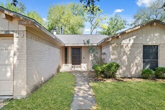 13923 Ludgate Pass in Houston, TX - Building Photo - Building Photo