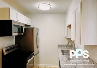 6127-6129 E Fayetteville Dr in Riverdale, GA - Building Photo - Building Photo