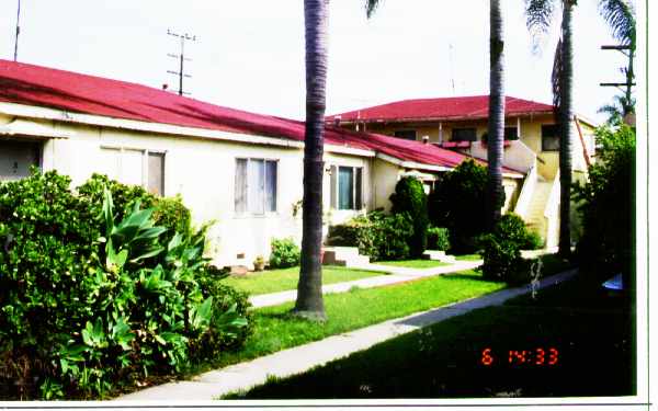 Ocean Park Apartments in Santa Monica, CA - Building Photo