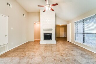 5609 Winding Woods Trail in Dallas, TX - Building Photo - Building Photo
