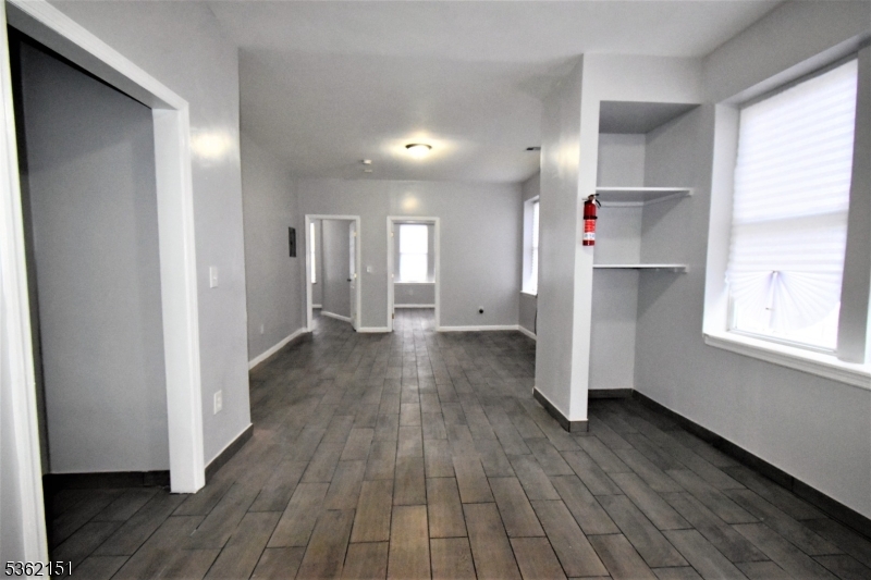 482 S 17th St in Newark, NJ - Building Photo