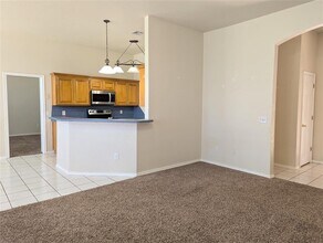 2604 Southern Hills Dr in Moore, OK - Building Photo - Building Photo