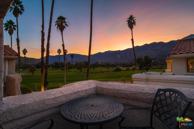 505 S Farrell Dr, Unit Beautiful Condo with View in Palm Springs, CA - Building Photo - Building Photo