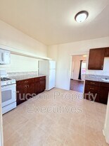 724 E Drachman St in Tucson, AZ - Building Photo