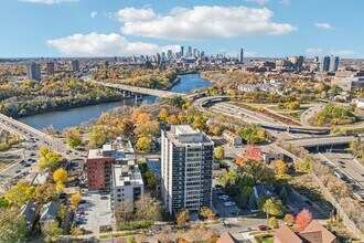 Thornton Place Apartments in Minneapolis, MN - Building Photo - Building Photo