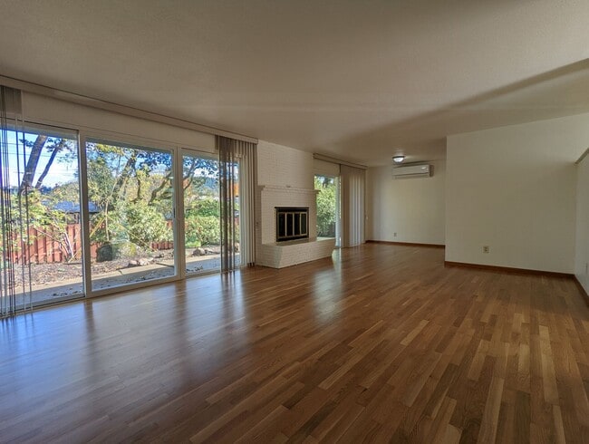 245 E 36th Ave in Eugene, OR - Building Photo - Building Photo