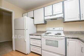 1610 Westbridge Dr in Fort Collins, CO - Building Photo - Building Photo