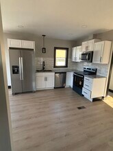 166 E Bell St in Alcoa, TN - Building Photo - Building Photo